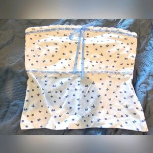 Floral Lace Trim Crop Top